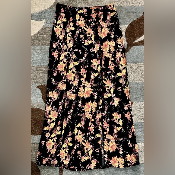 Free People Retro Love Black Floral Print Button Front Midi Skirt - Picture 3 of 11